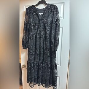 Lace maxi dress